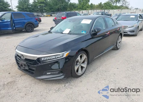 2018 Honda Accord Touring 2.0T from USA, damaged, VIN 1HGCV2F9XJA033990